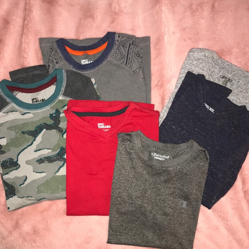 ✴️ Alotta Boys Tees - 6 in total Medium 8/10